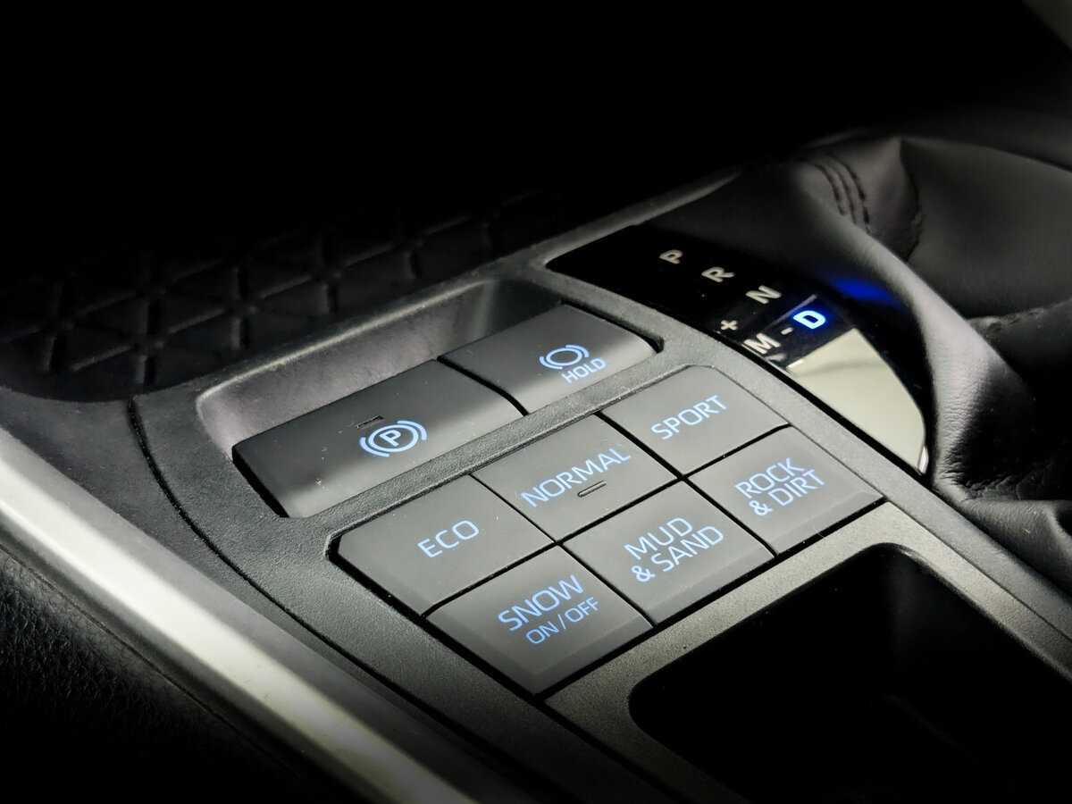 Toyota RAV4 2020 года с пробегом. Фото: #11