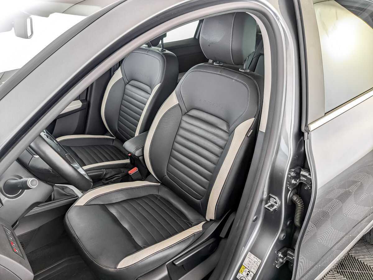 Б/У Рено Аркана 2021 года. Фото: #15