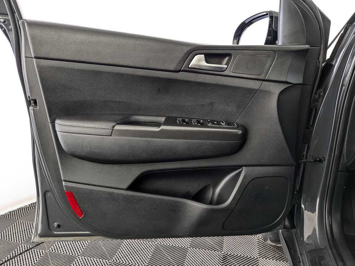 Б/У Киа Спортейдж 2019 года. Фото: #14