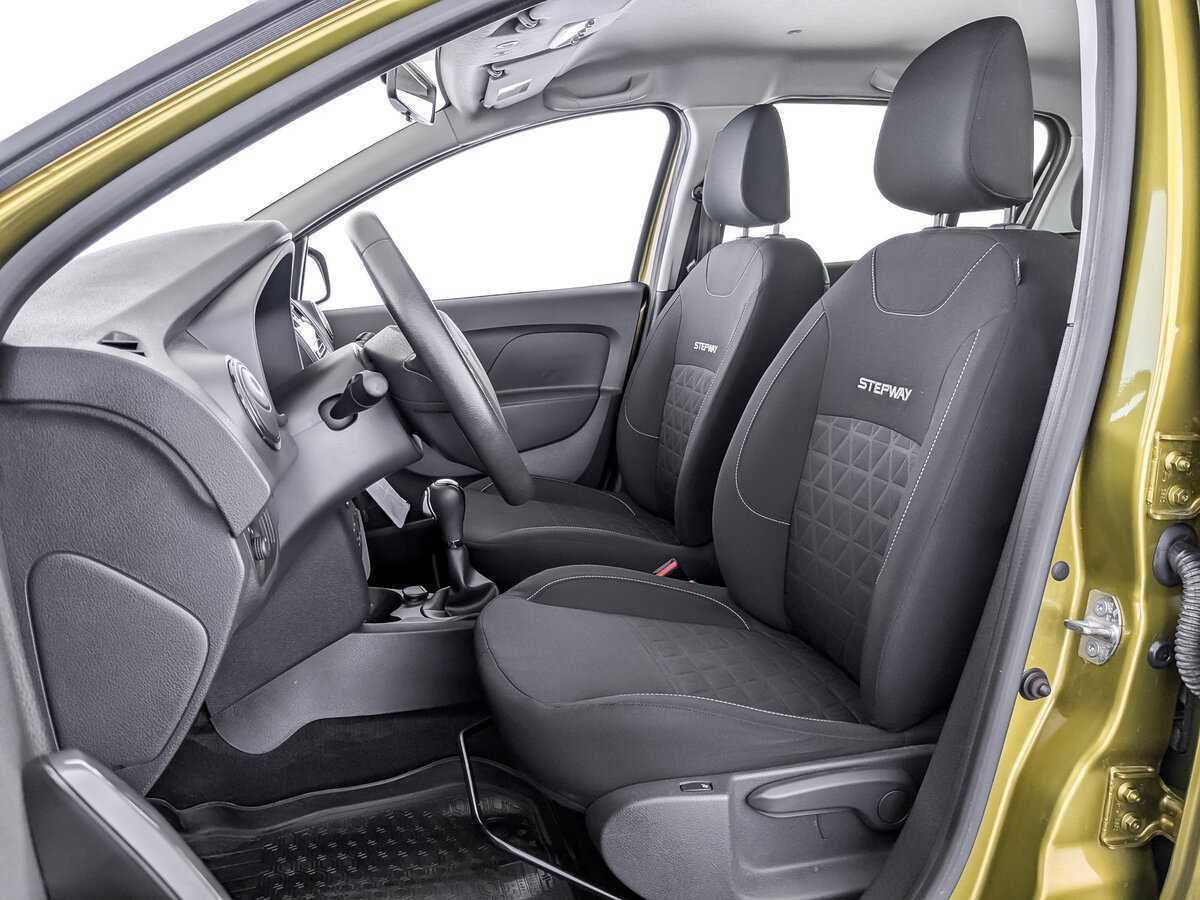 Б/У Рено Сандеро 2016 года. Фото: #15