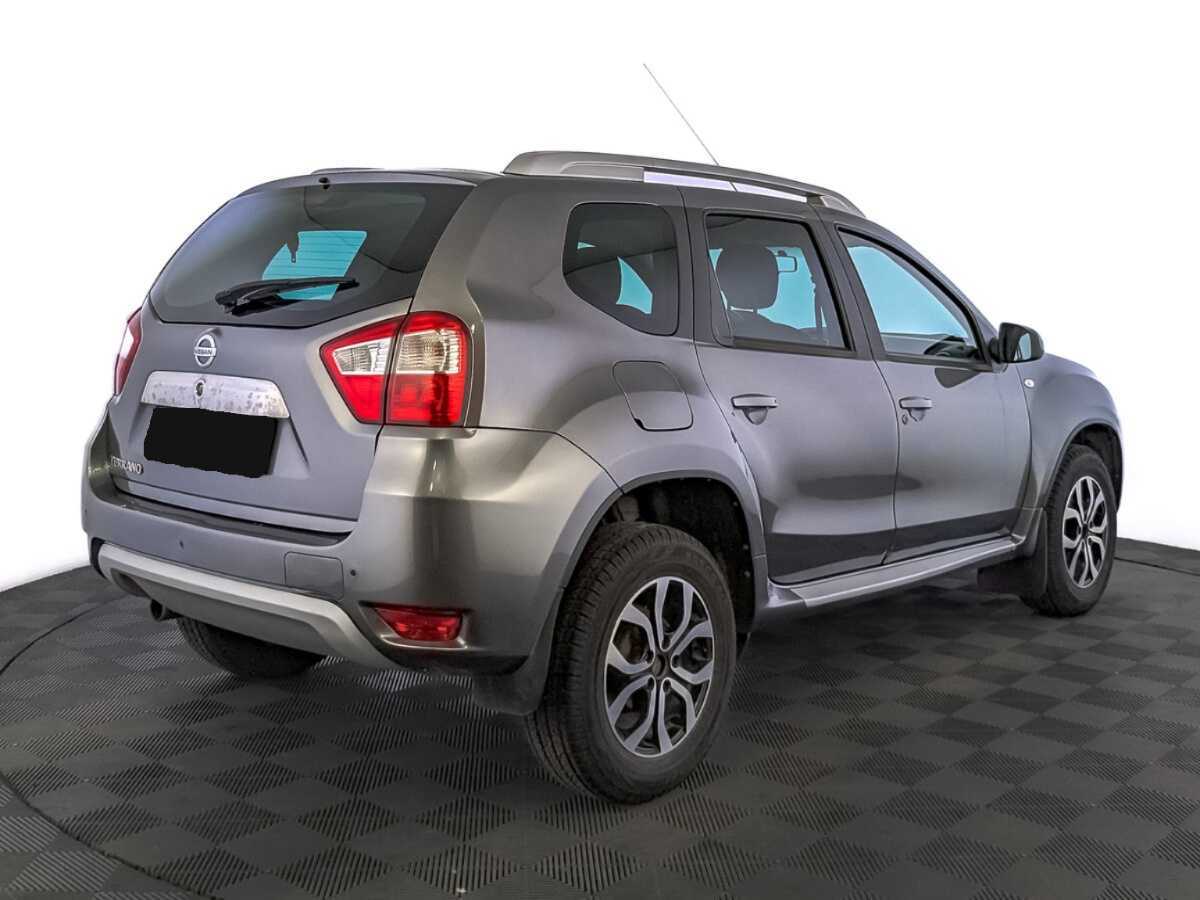 Б/У Ниссан Террано 2015 года. Фото: #4