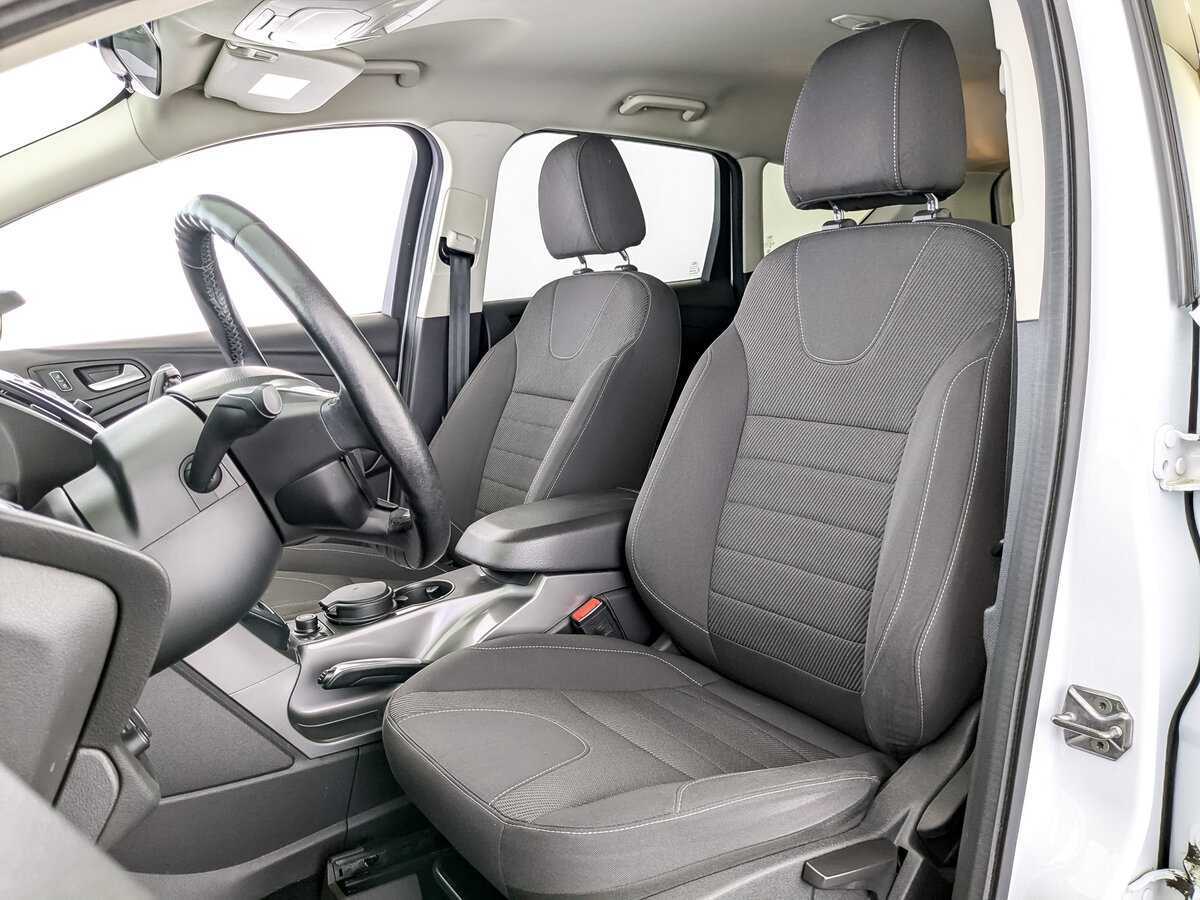 Б/У Форд Куга 2016 года. Фото: #15