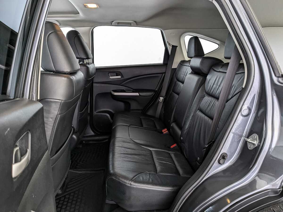 Б/У Хонда ЦР-В 2013 года. Фото: #13