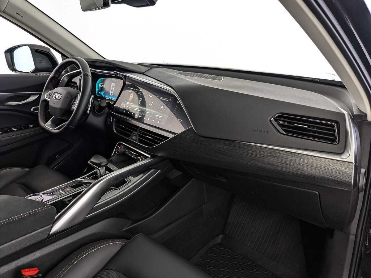 Geely Tugella 2021 года с пробегом. Фото: #8