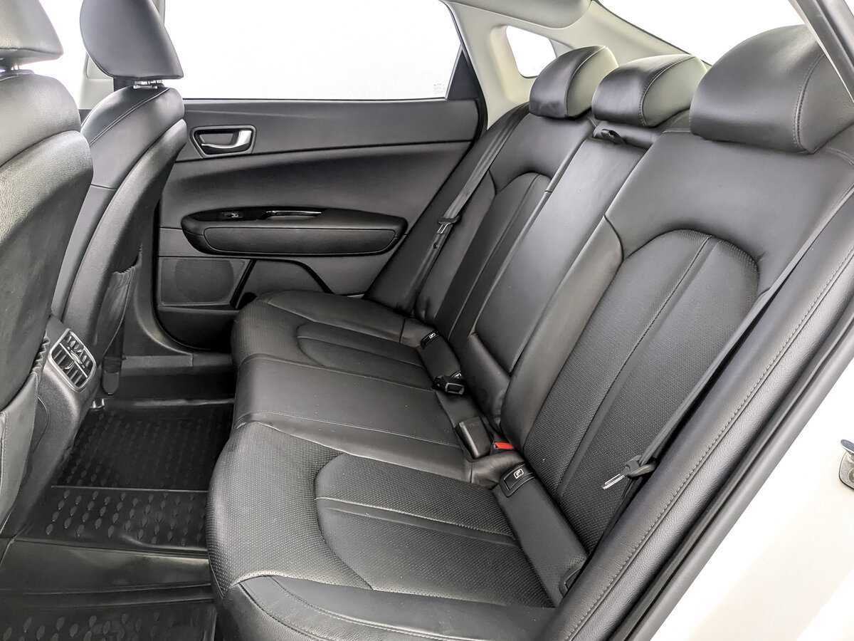 Б/У Киа Оптима 2016 года. Фото: #9