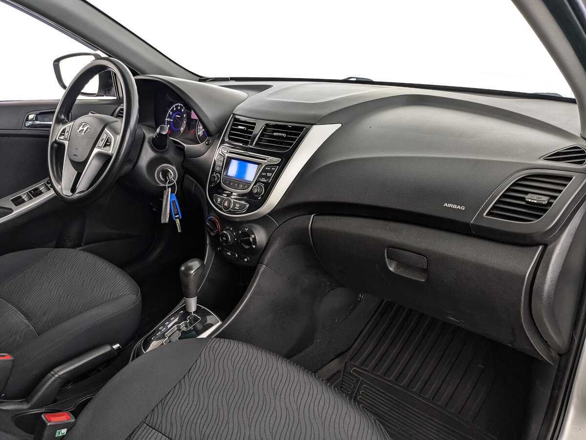 Б/У Хендай Солярис 2012 года. Фото: #8