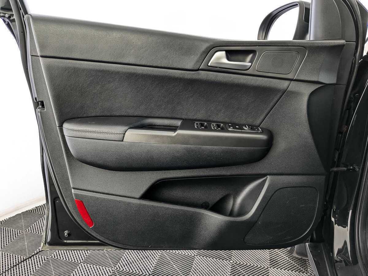 Б/У Киа Спортейдж 2020 года. Фото: #14