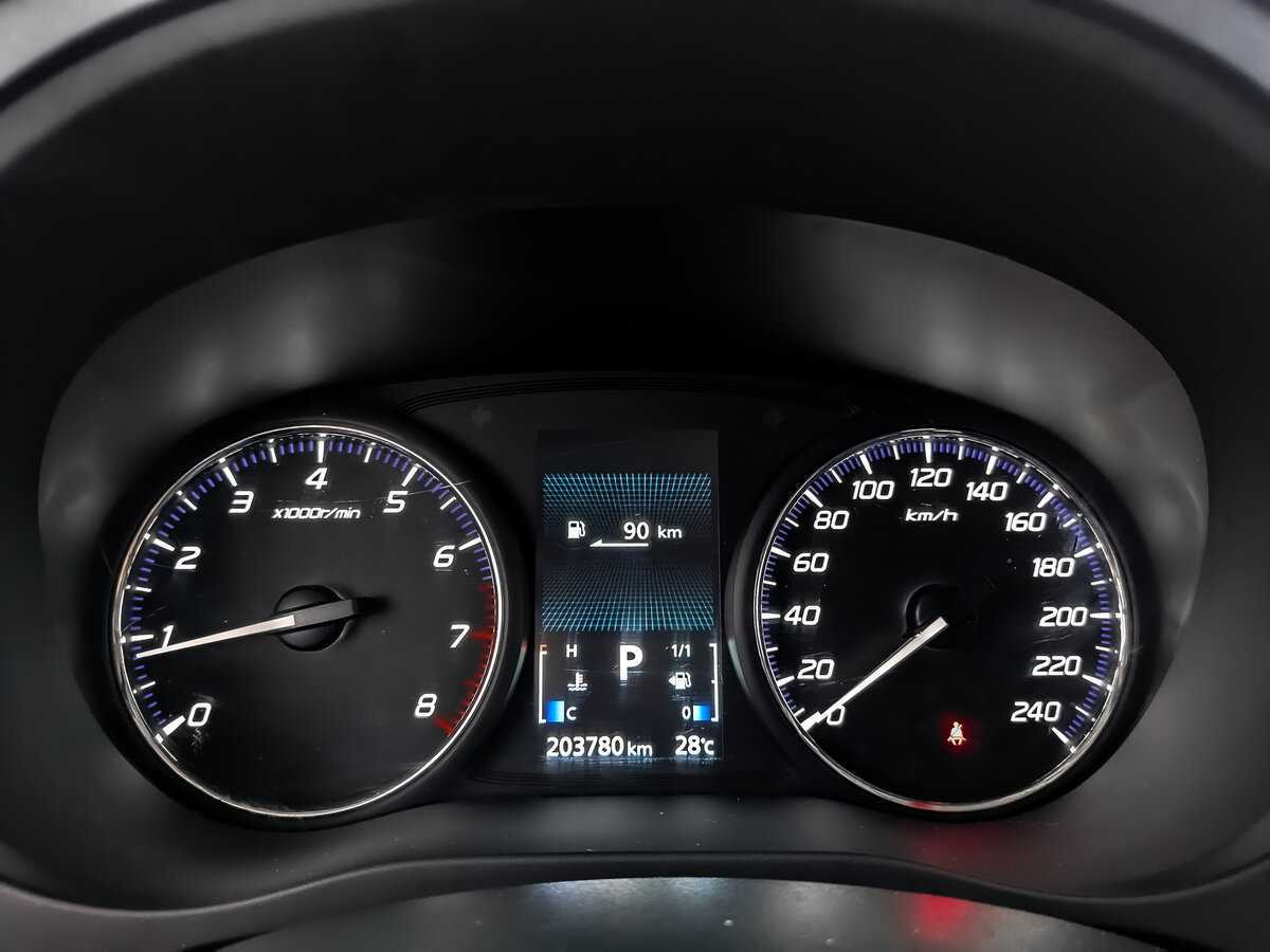 Б/У Митсубиши Оутлэндер 2018 года. Фото: #11