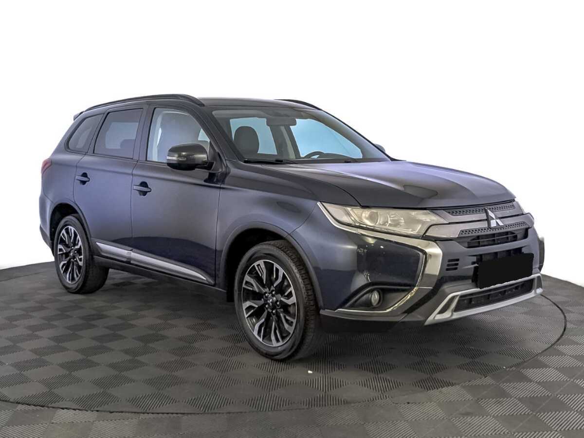 Mitsubishi Outlander 2021 года с пробегом. Фото: #2