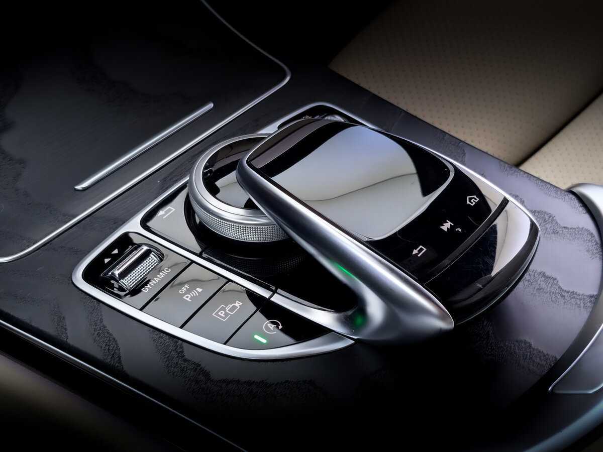 Mercedes-Benz C-Класс 2018 года с пробегом. Фото: #22