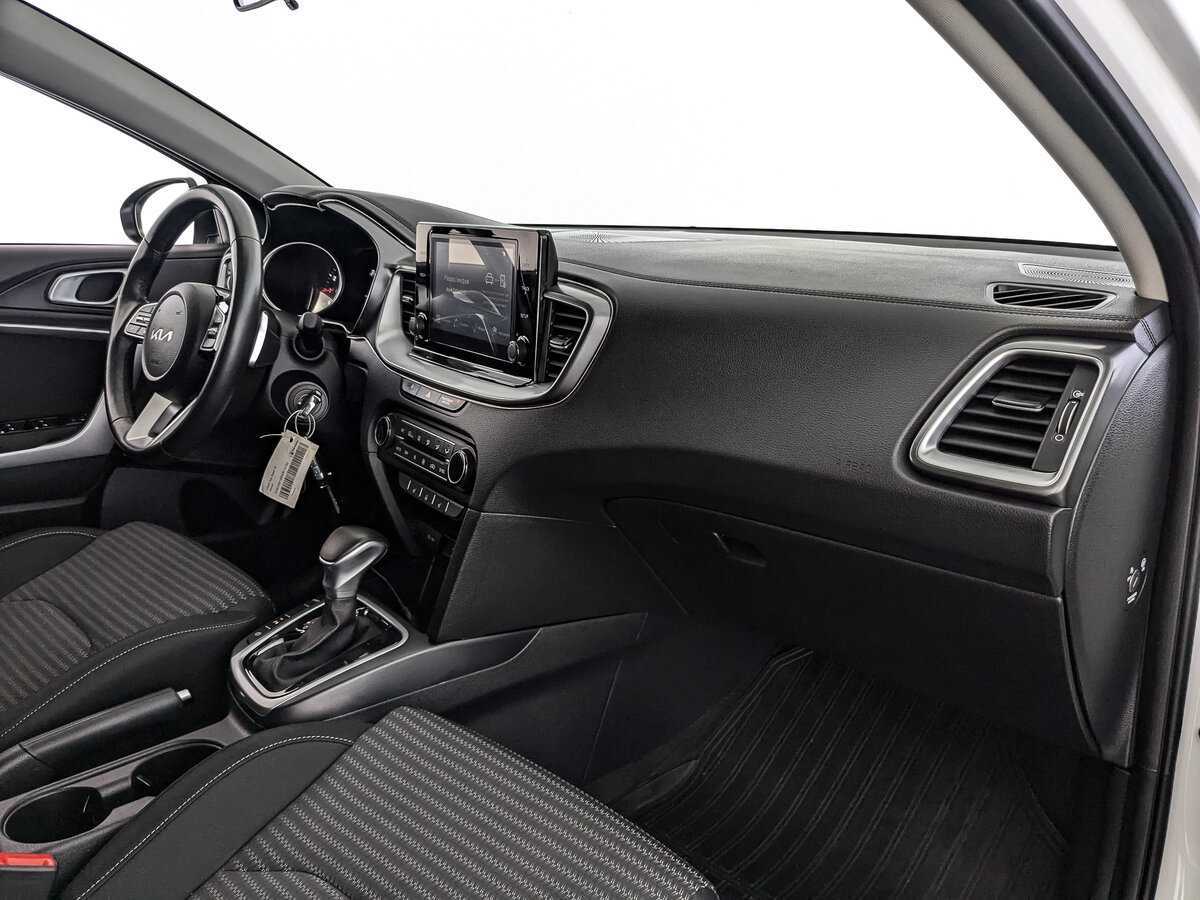 Б/У Киа Сид 2022 года. Фото: #8