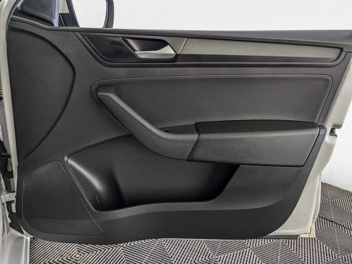 Б/У Фольксваген Поло 2020 года. Фото: #19