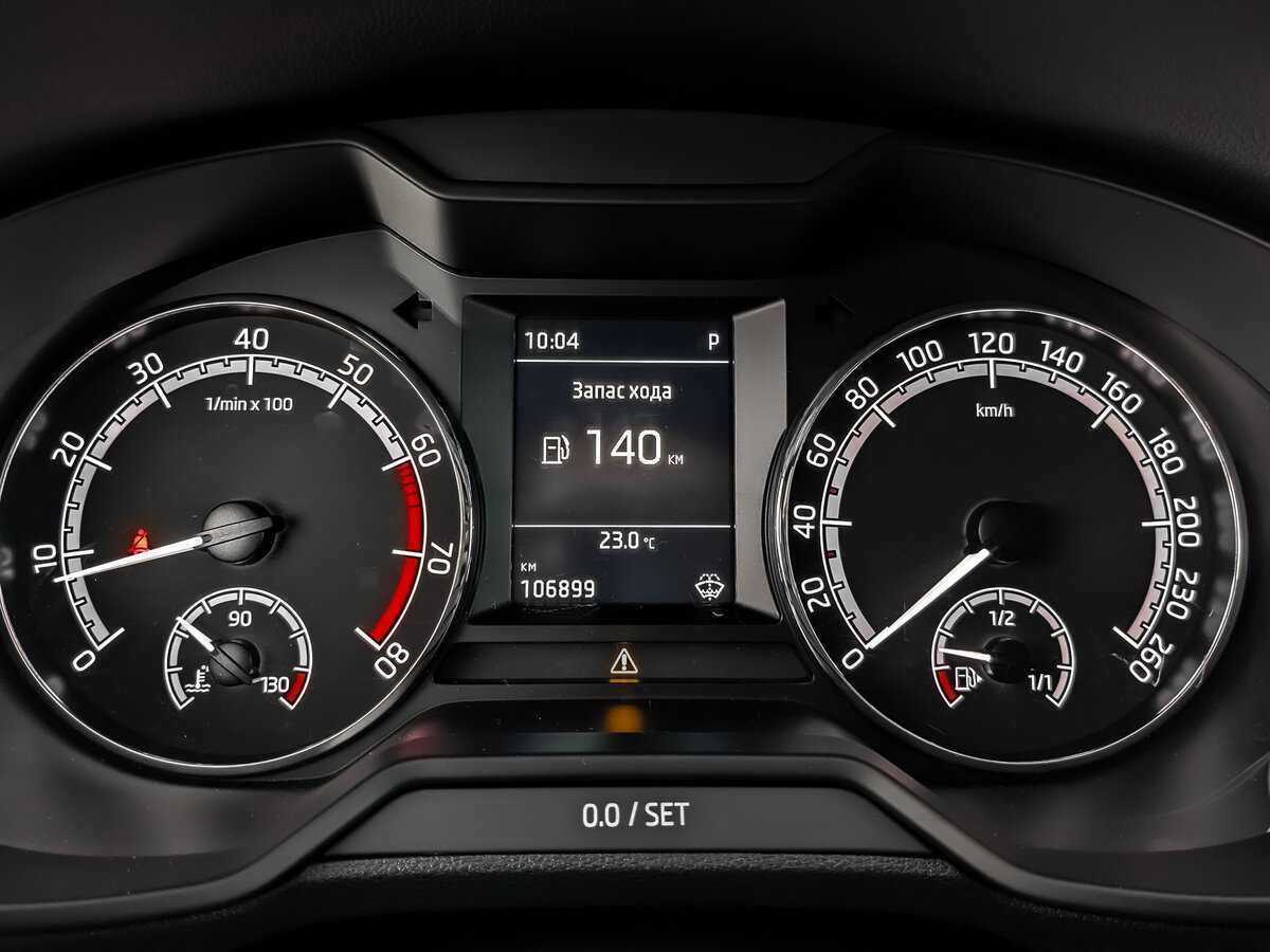 Б/У Шкода Октавия 2018 года. Фото: #11