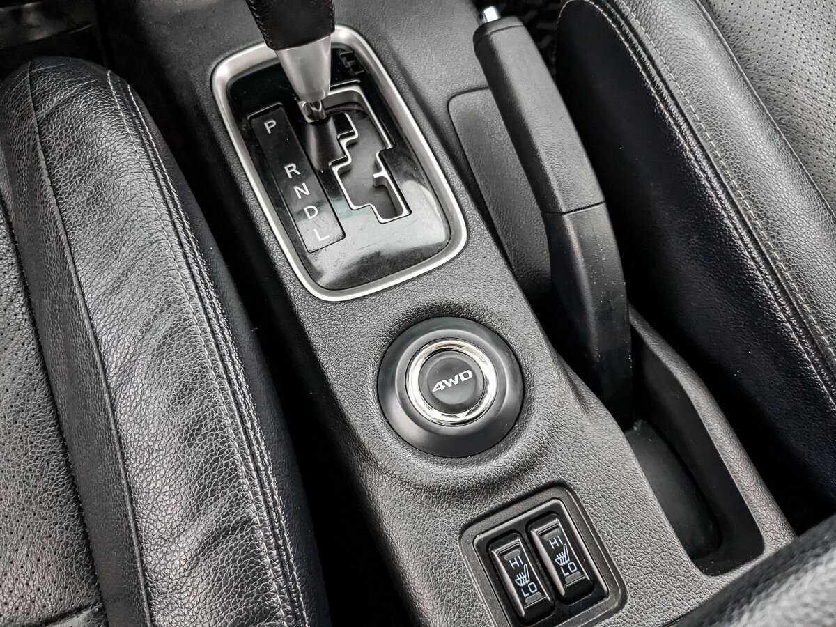 Б/У Митсубиши Оутлэндер 2012 года. Фото: #21