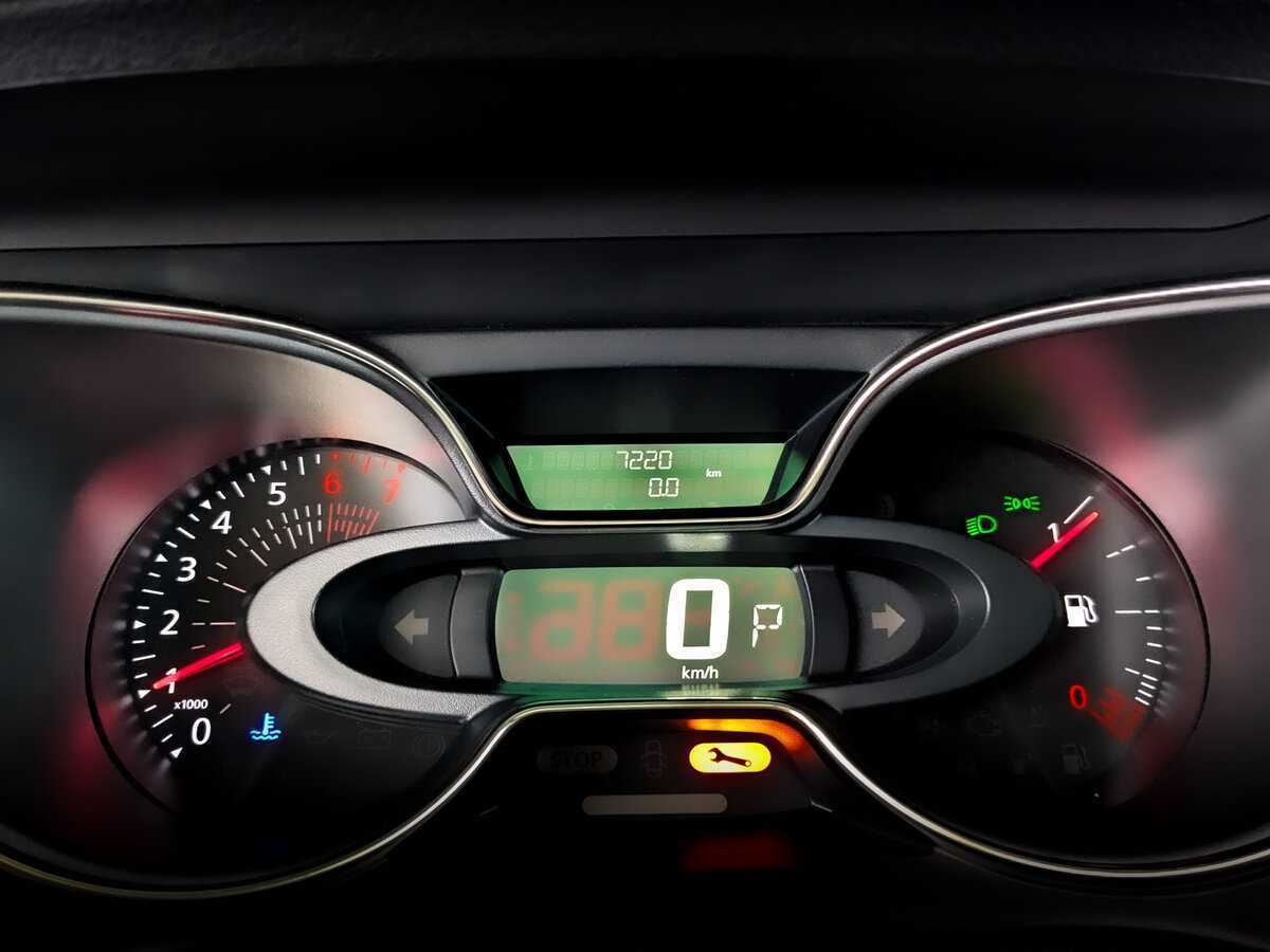 Б/У Рено Каптюр 2021 года. Фото: #10