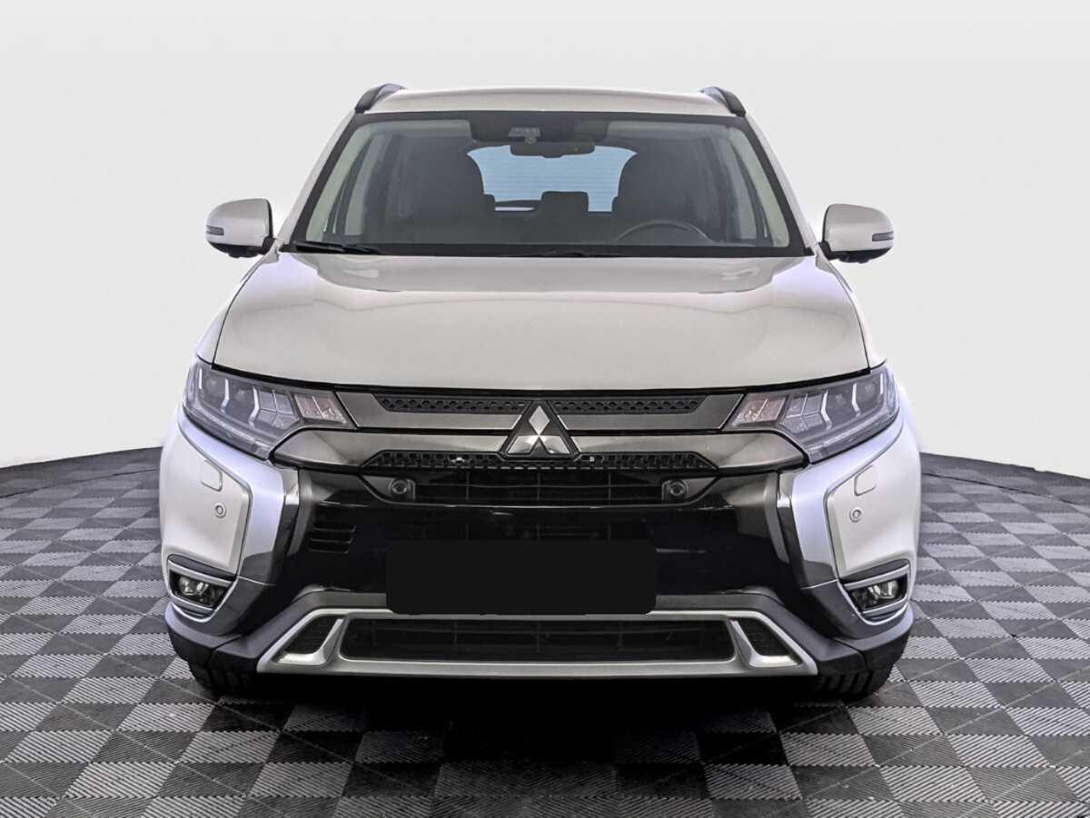 Mitsubishi Outlander 2021 года с пробегом. Фото: #1