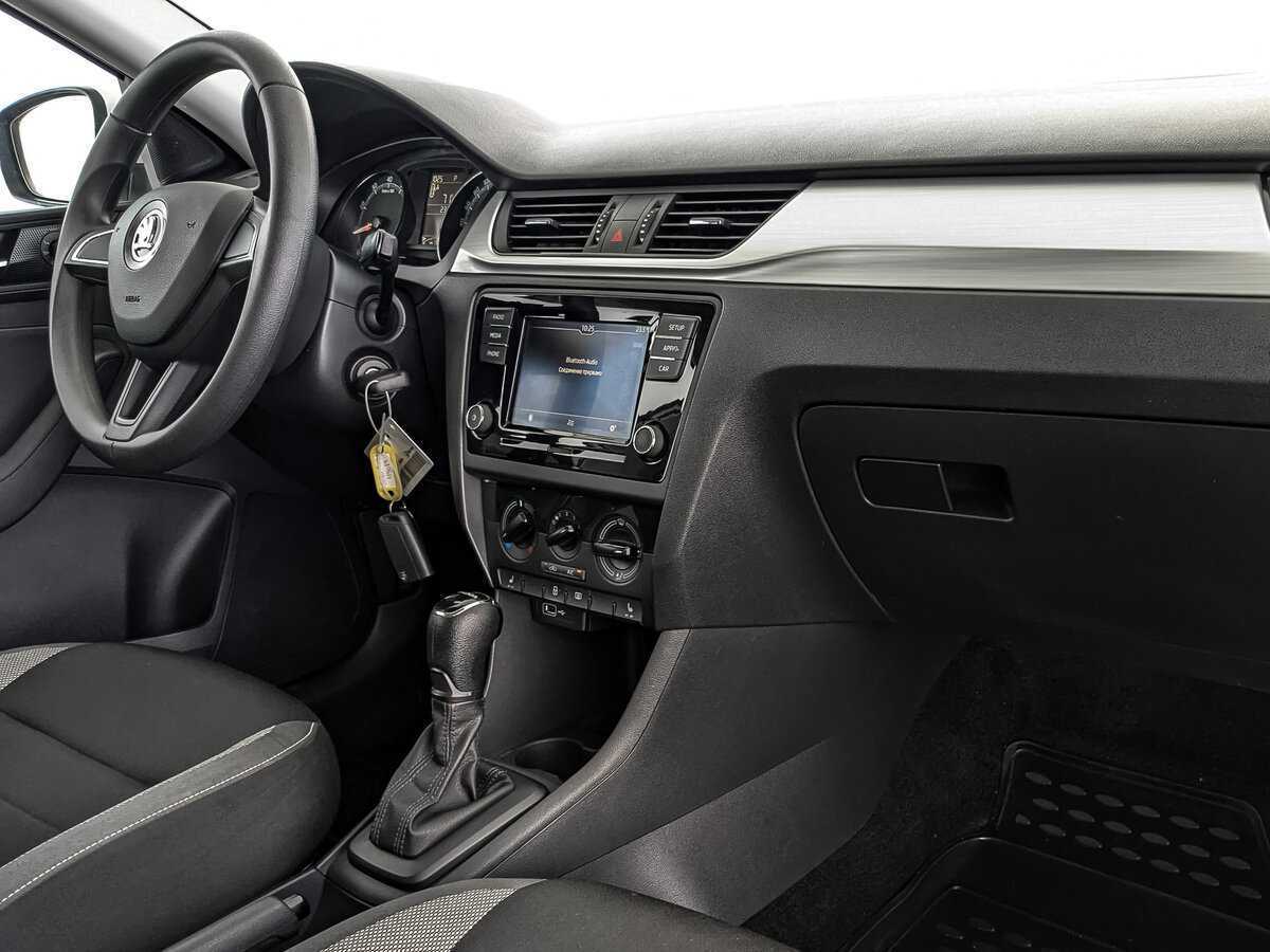 Б/У Шкода Рапид 2019 года. Фото: #8