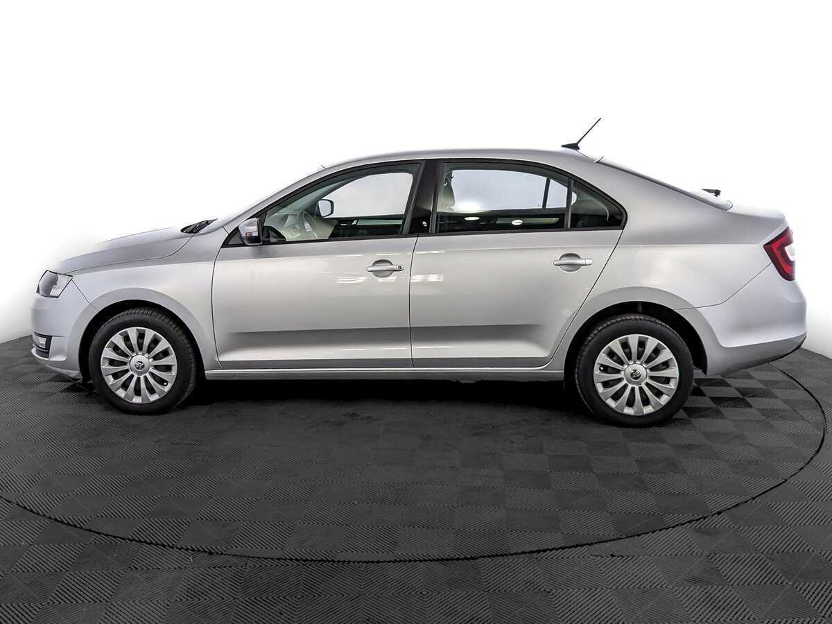 Б/У Шкода Рапид 2018 года. Фото: #7