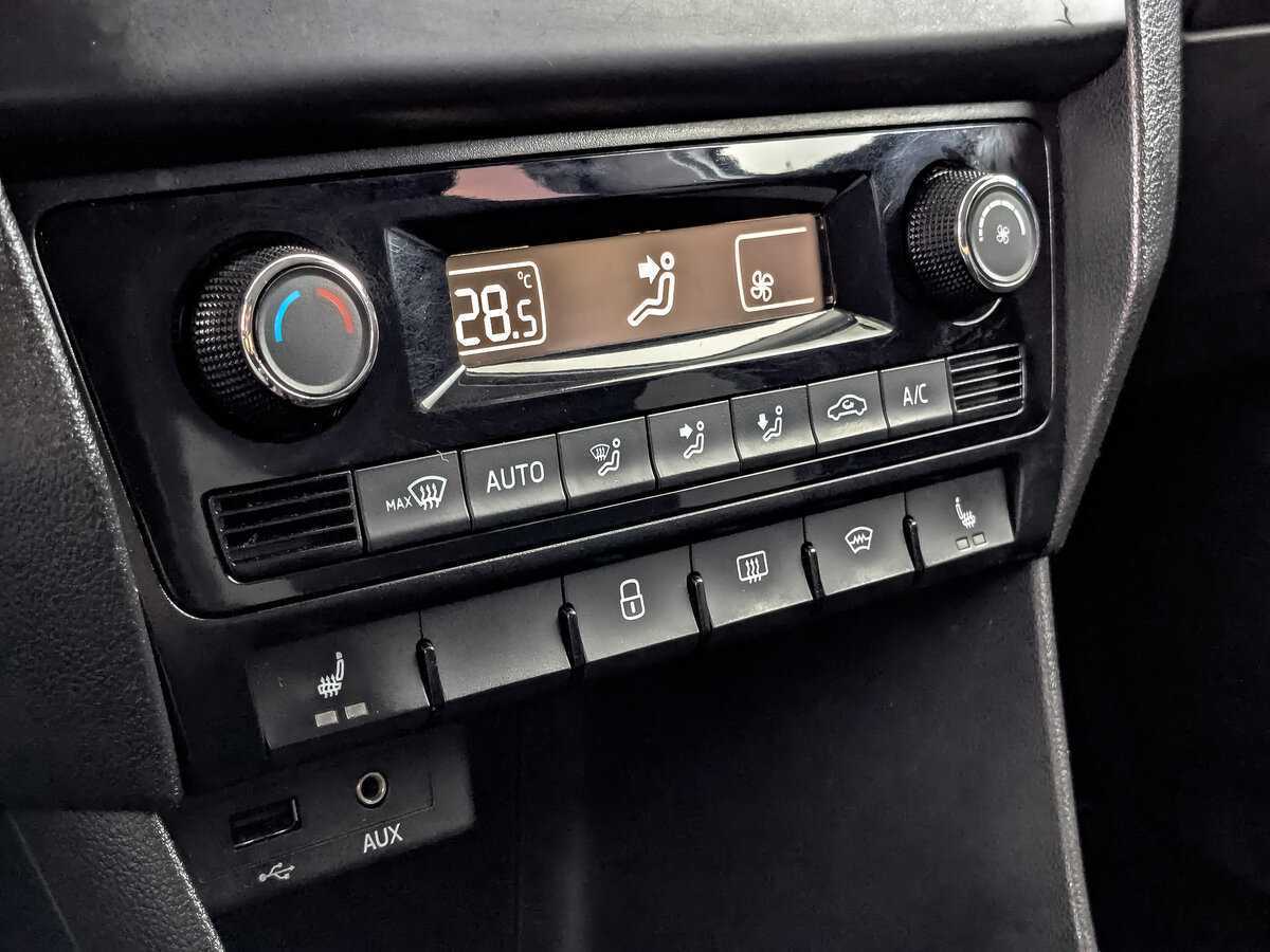 Б/У Шкода Рапид 2017 года. Фото: #16