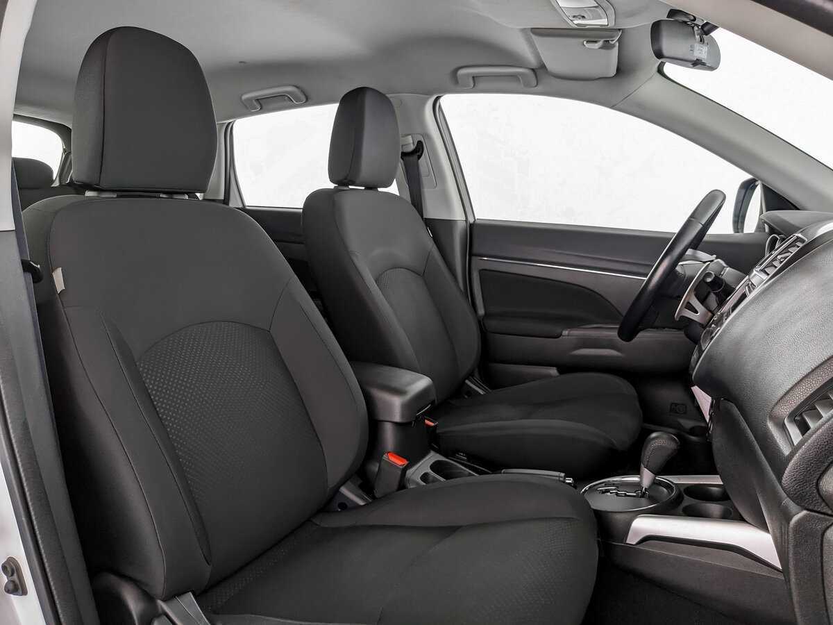 Б/У Митсубиши АС-Икс 2013 года. Фото: #18