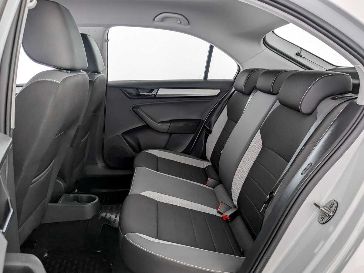 Б/У Шкода Рапид 2019 года. Фото: #9