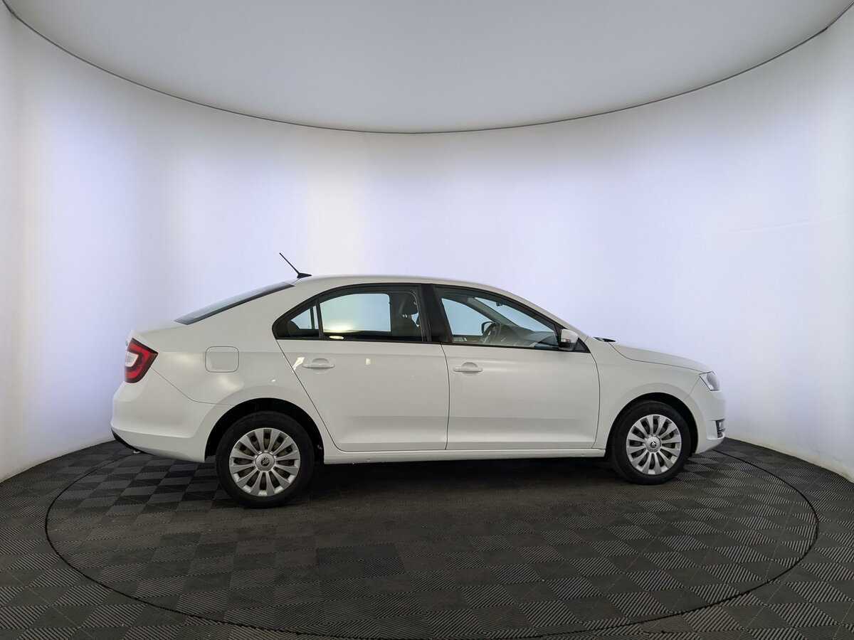 Skoda Rapid 2019 года с пробегом. Фото: #3