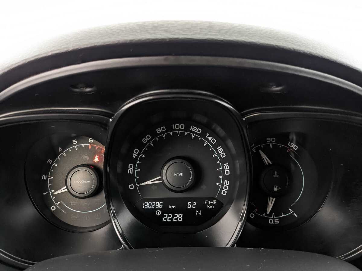 Lada (ВАЗ) Vesta 2016 года с пробегом. Фото: #11