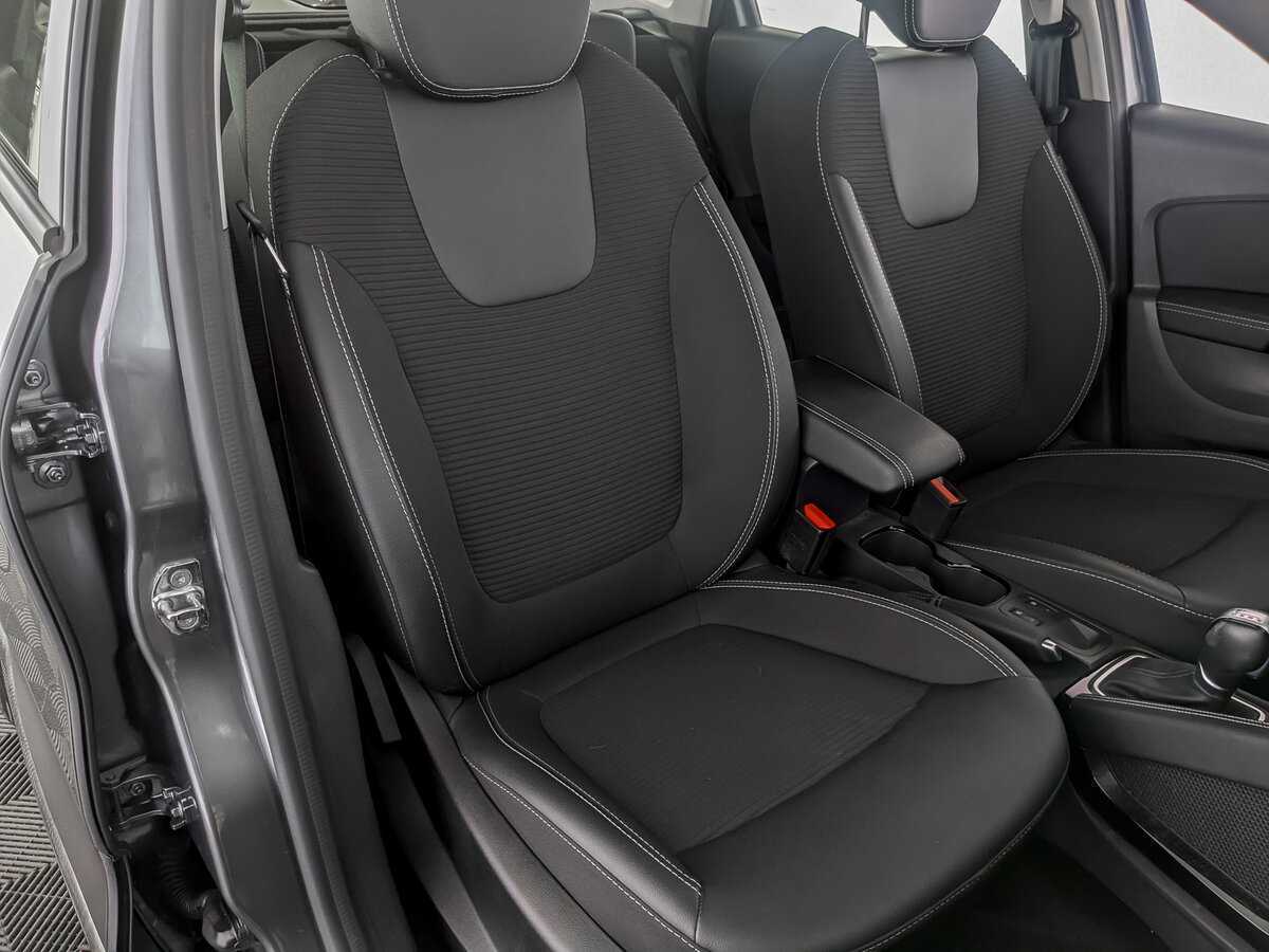 Б/У Рено Каптюр 2021 года. Фото: #18