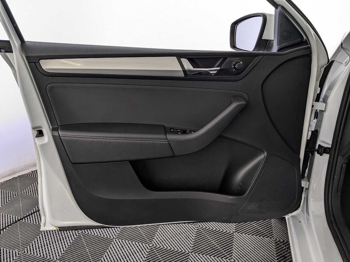 Б/У Шкода Рапид 2019 года. Фото: #14