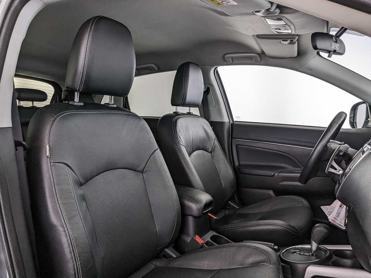 Б/У Митсубиши АС-Икс 2014 года. Фото: #17