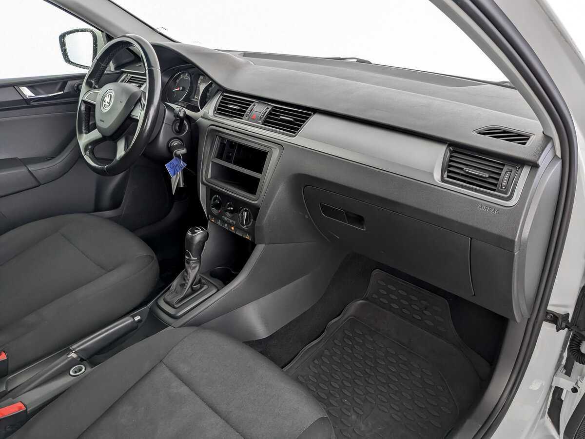 Б/У Шкода Рапид 2019 года. Фото: #8