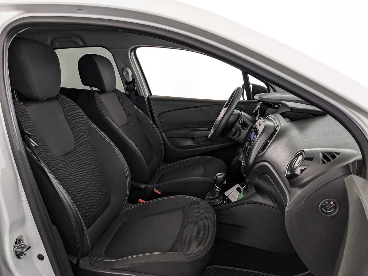 Б/У Рено Каптюр 2018 года. Фото: #19