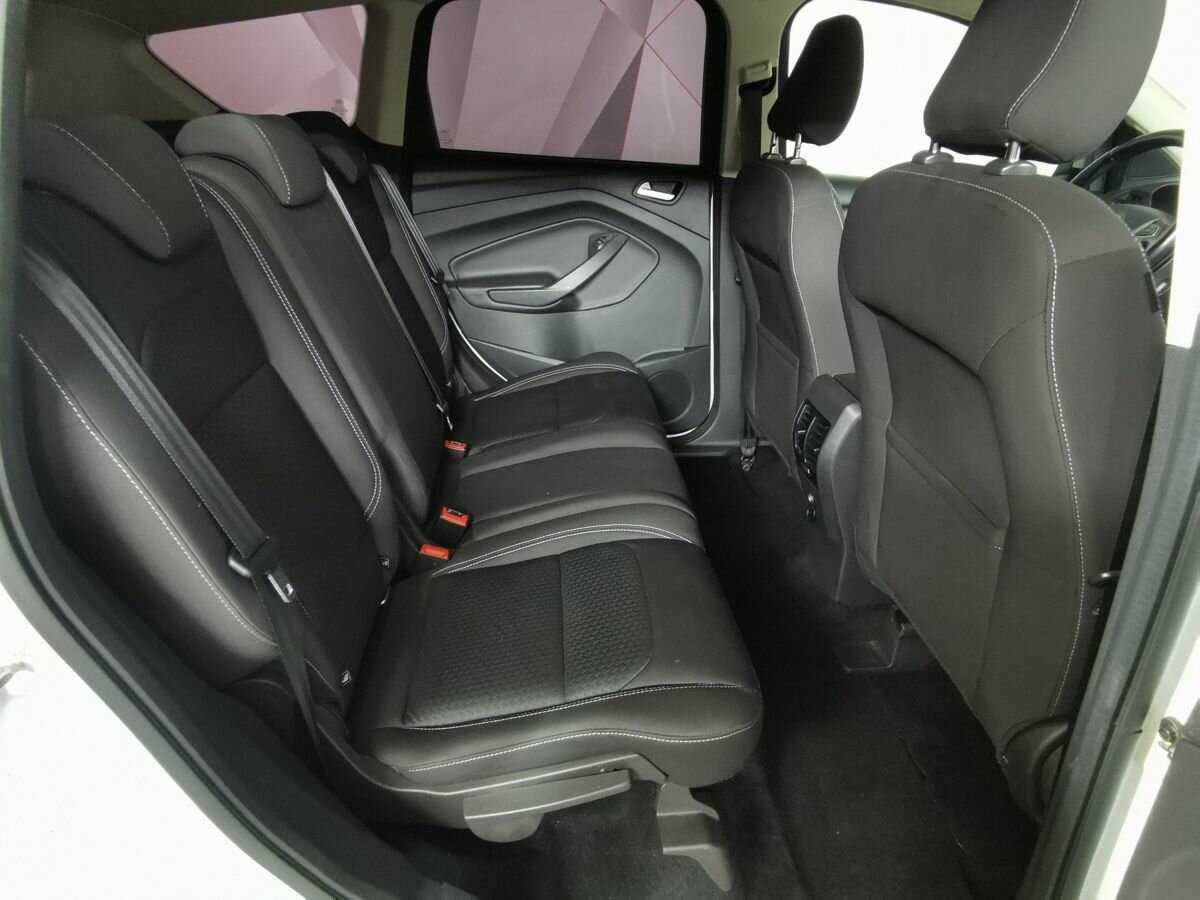 Ford Kuga 2017 года с пробегом. Фото: #11