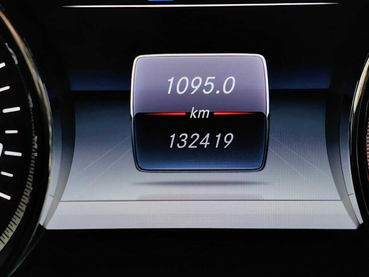 Mercedes-Benz E-Класс 2016 года с пробегом. Фото: #15