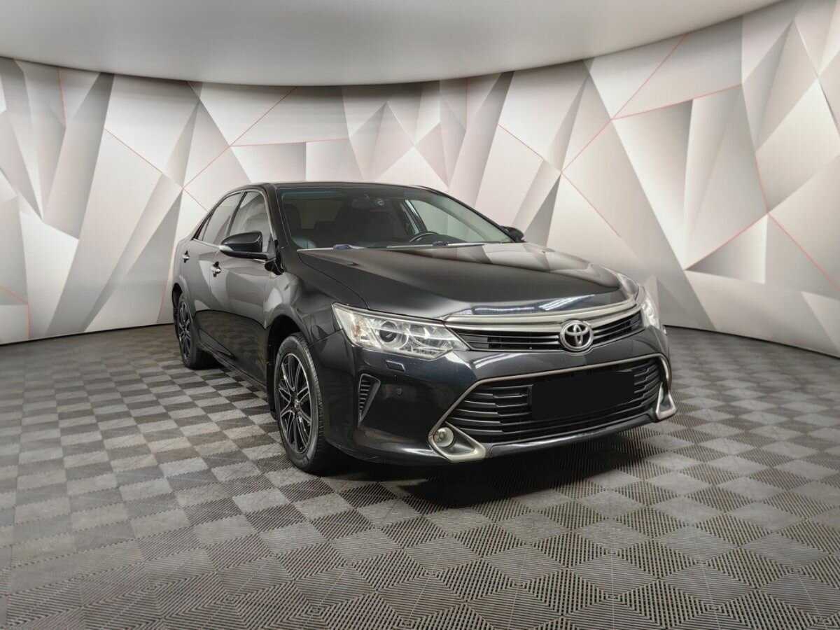 Toyota Camry 2015 года с пробегом. Фото: #2