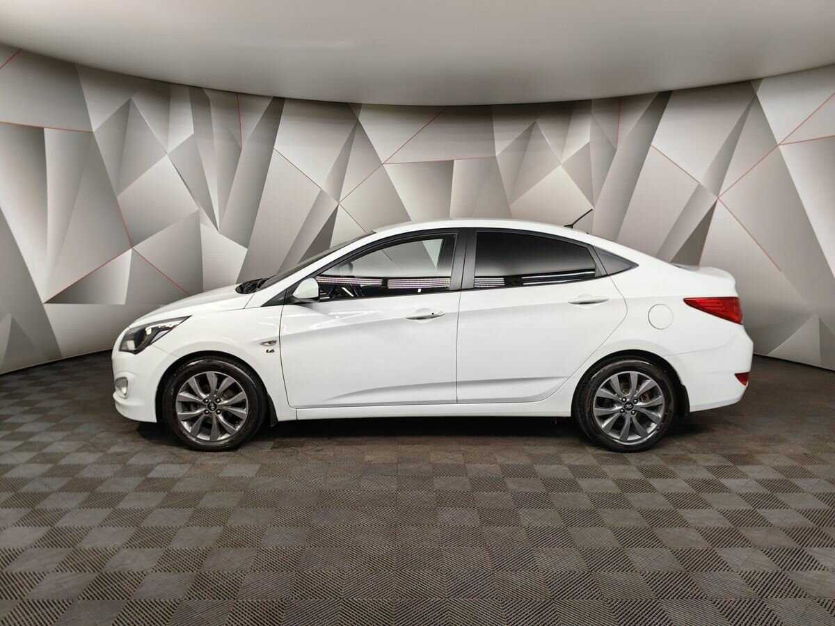 Hyundai Solaris 2014 года с пробегом. Фото: #4