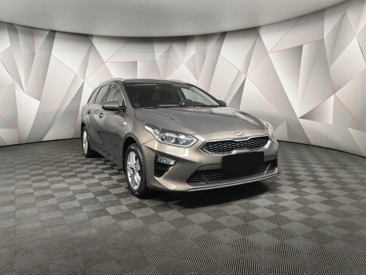 Kia Ceed 2020 года с пробегом. Фото: #2