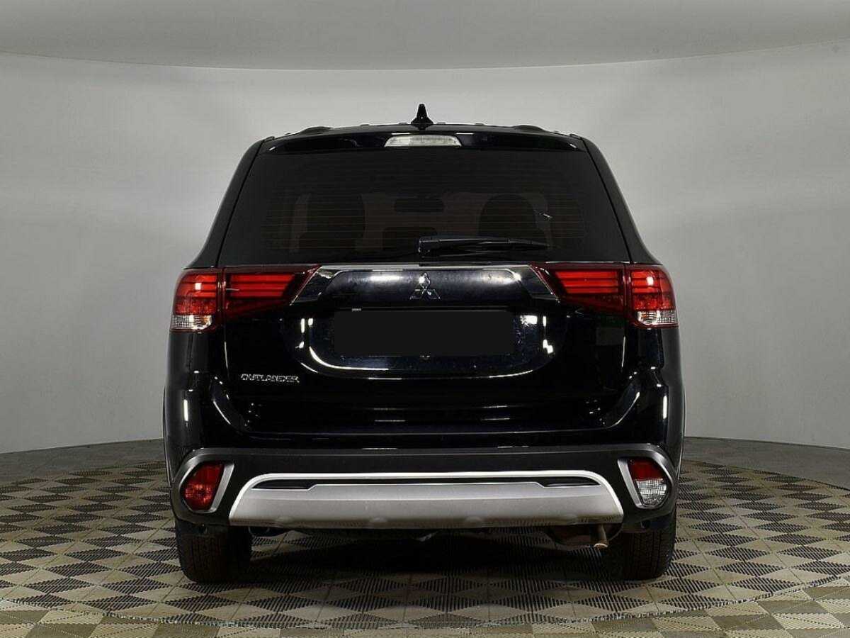 Mitsubishi Outlander 2020 года с пробегом. Фото: #3