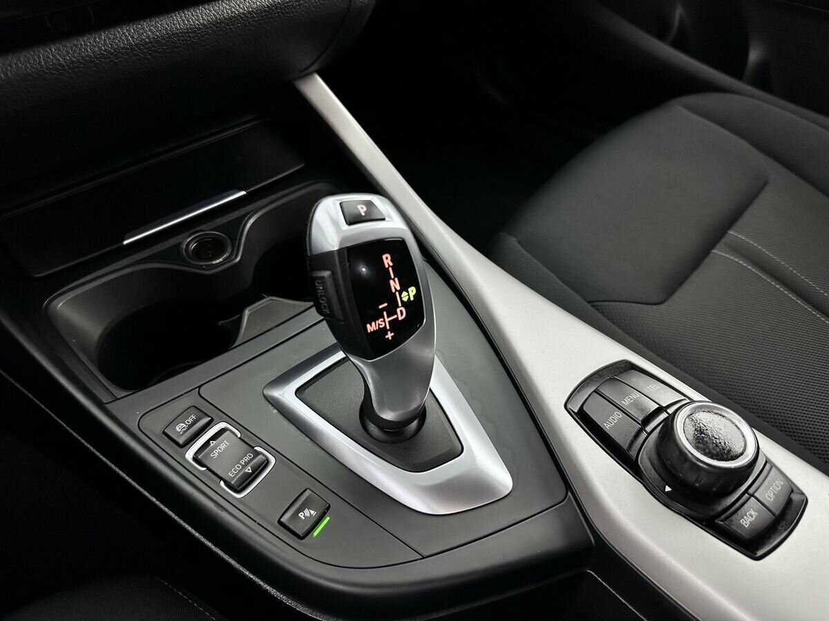 BMW 1 серии 2017 года с пробегом. Фото: #13