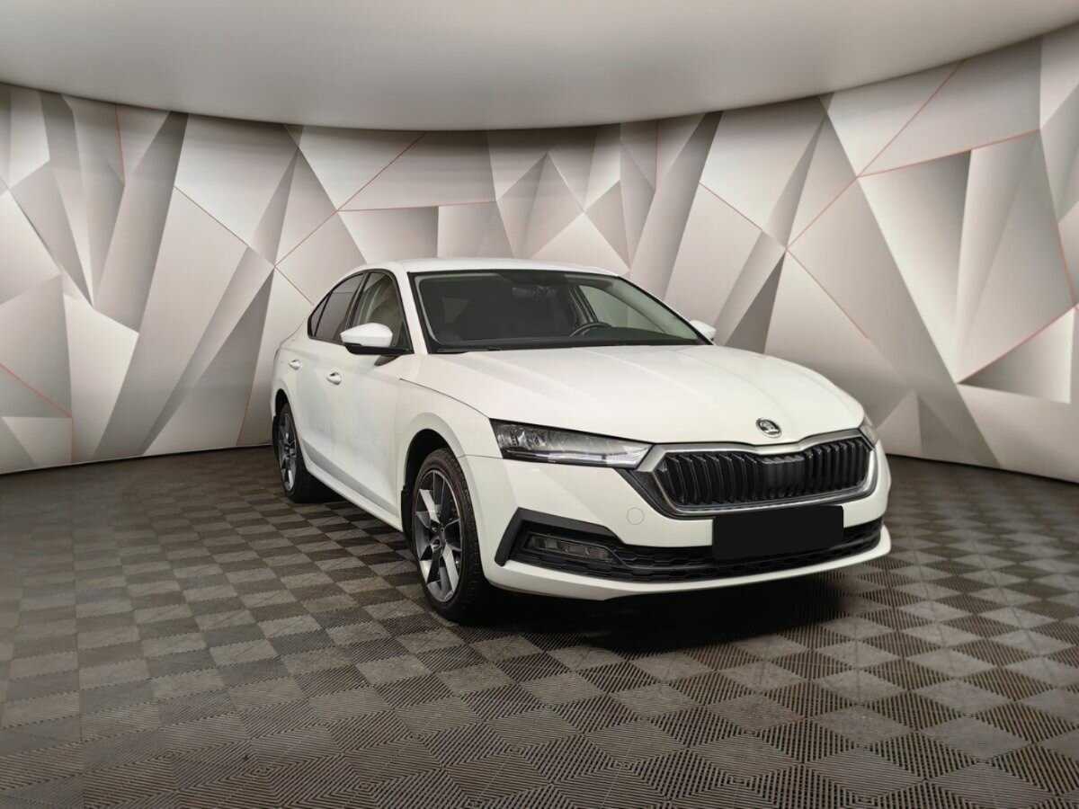 Skoda Octavia 2021 года с пробегом. Фото: #2