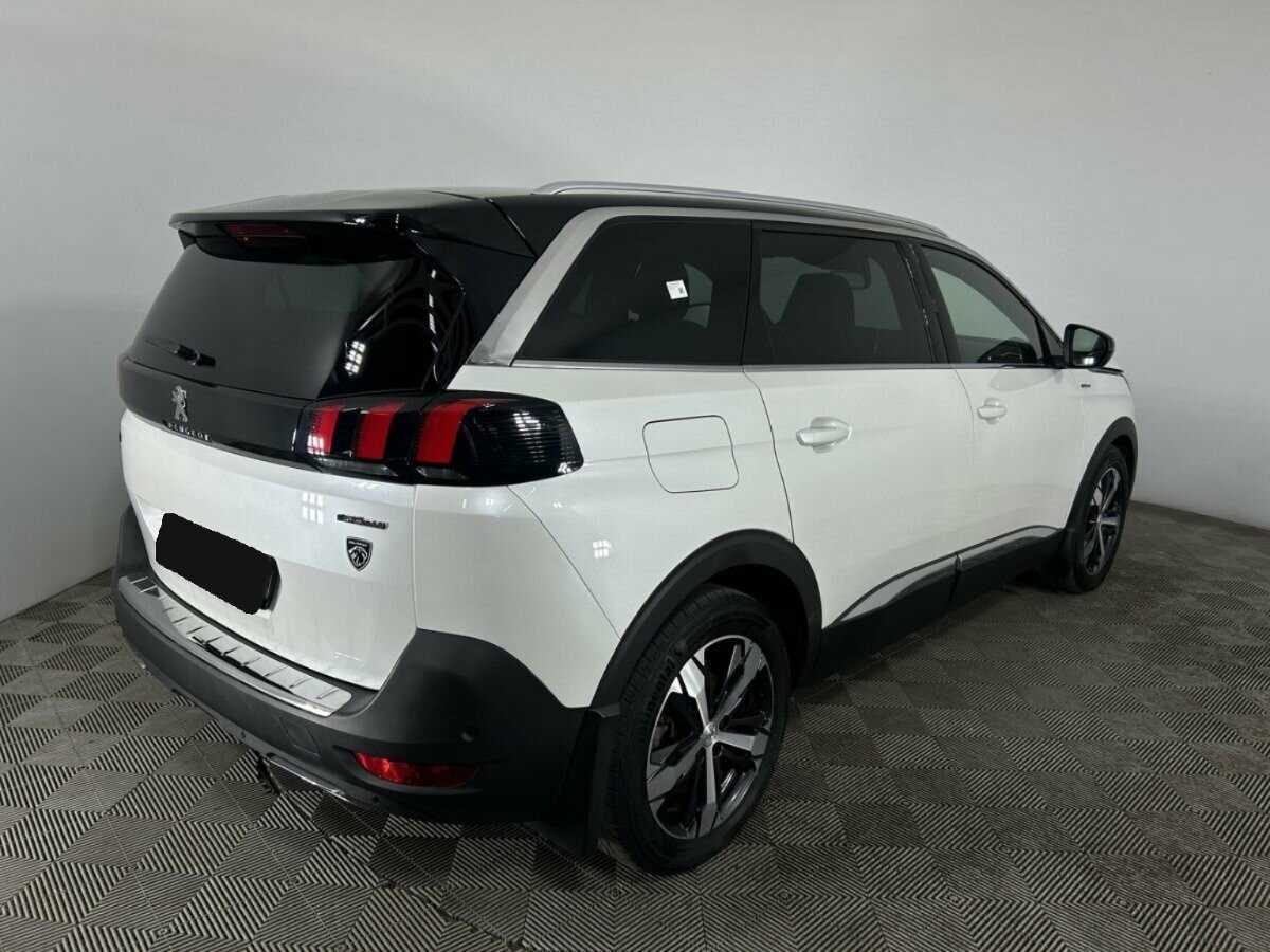 Б/У Пежо 5008 2020 года. Фото: #3