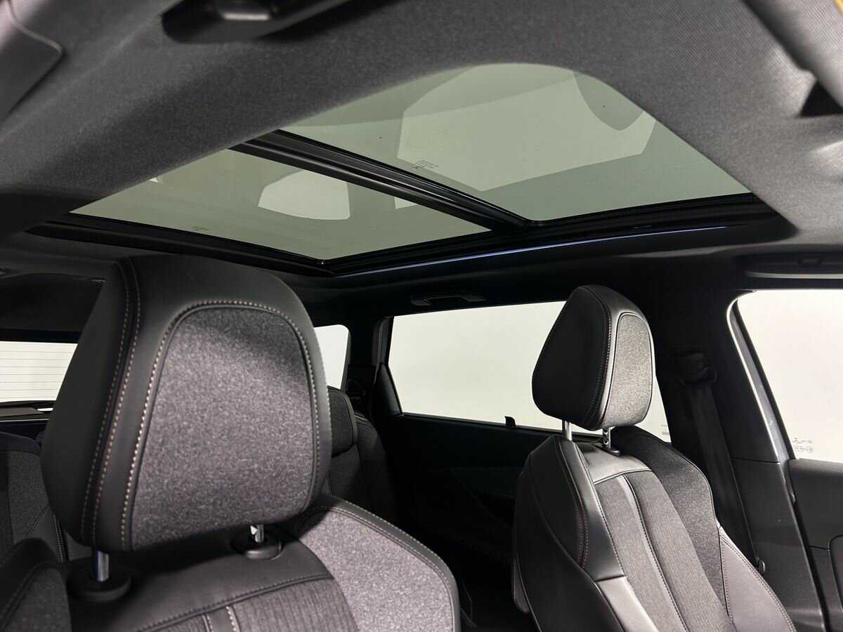 Б/У Пежо 5008 2020 года. Фото: #12