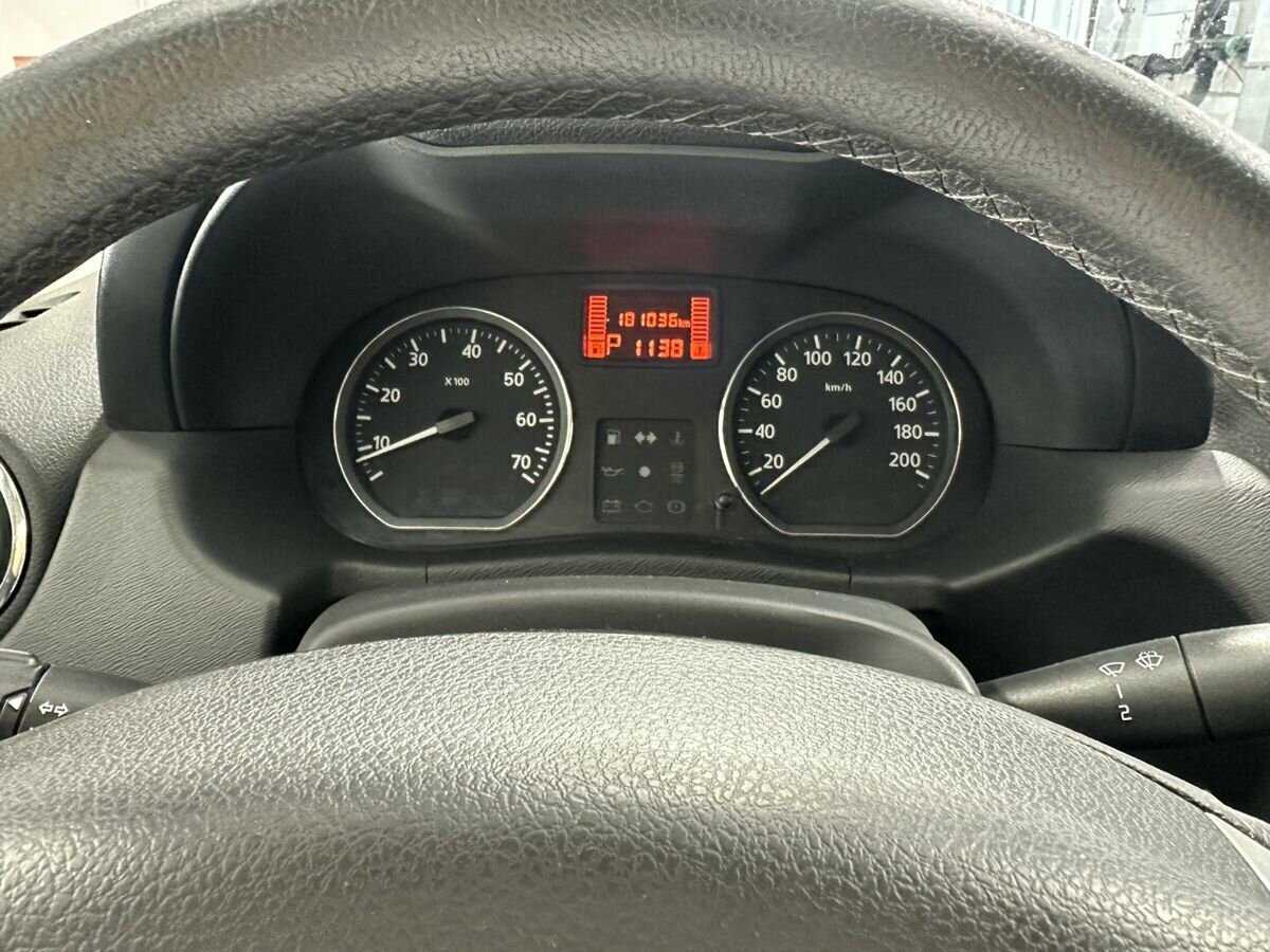 Nissan Terrano 2015 года с пробегом. Фото: #10