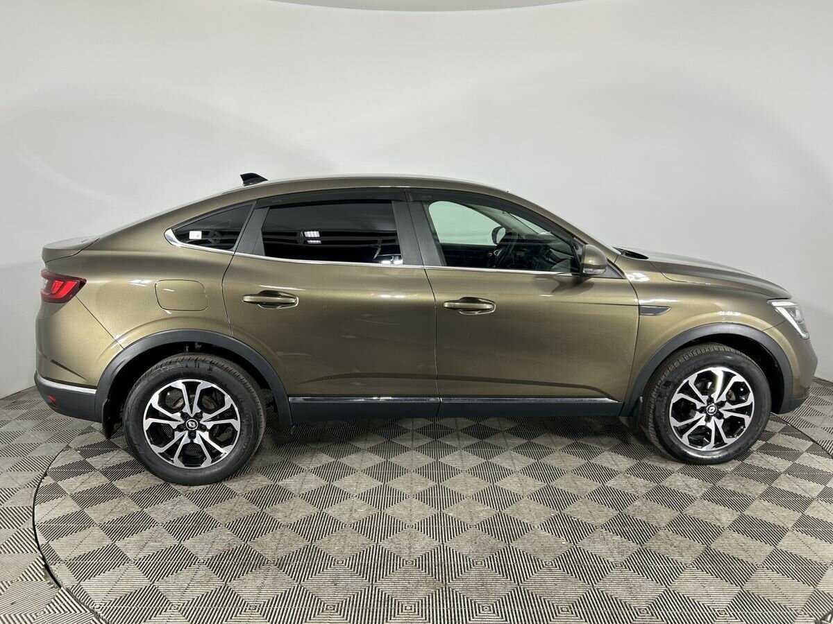 Б/У Рено Аркана 2021 года. Фото: #3