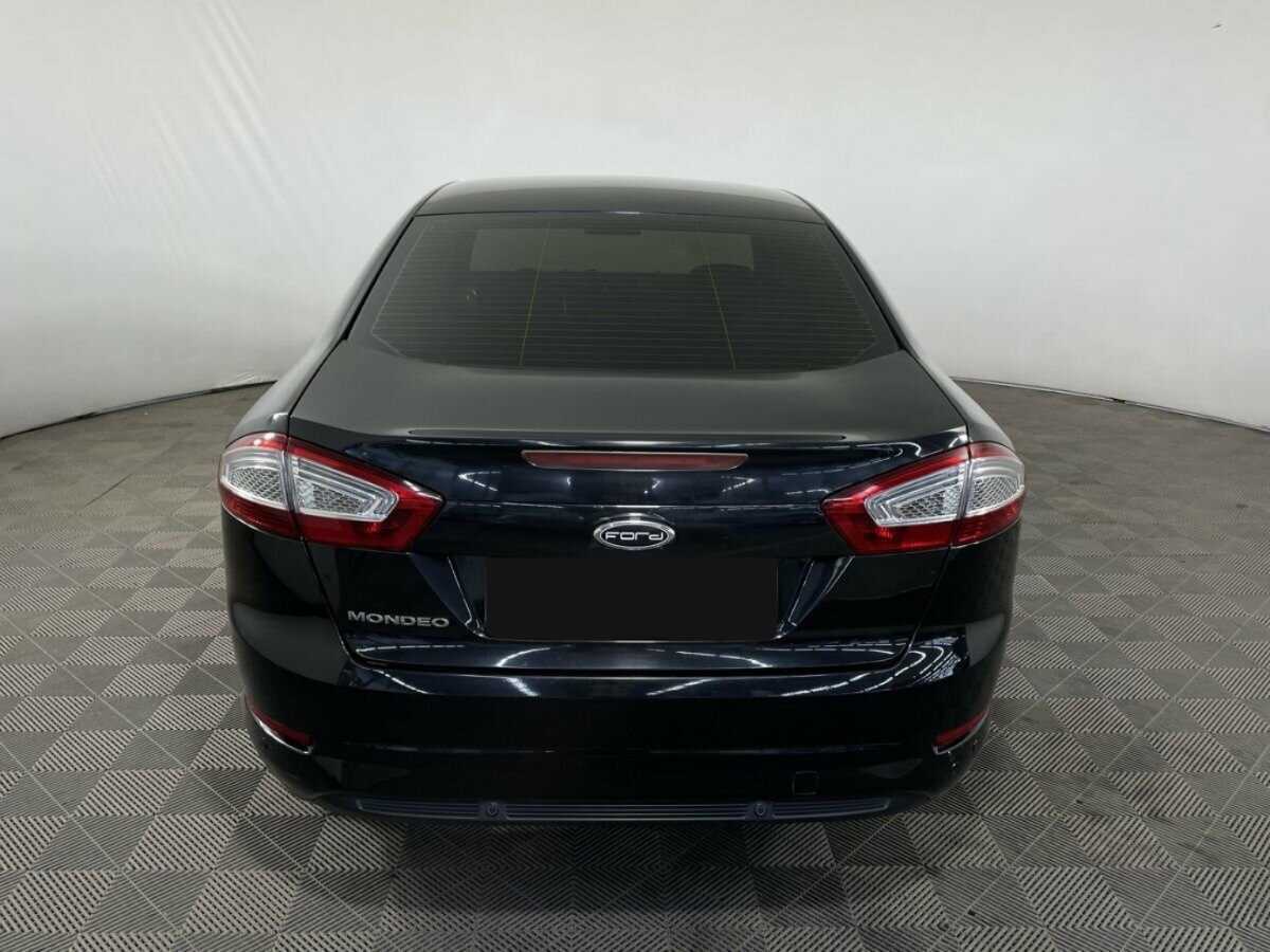 Ford Mondeo 2012 года с пробегом. Фото: #2