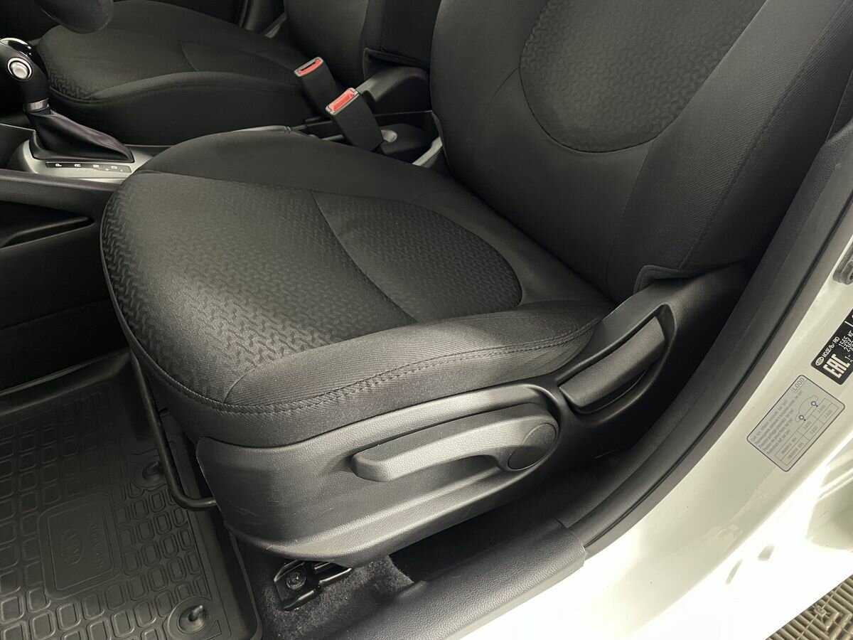 Б/У Киа Рио 2016 года. Фото: #8