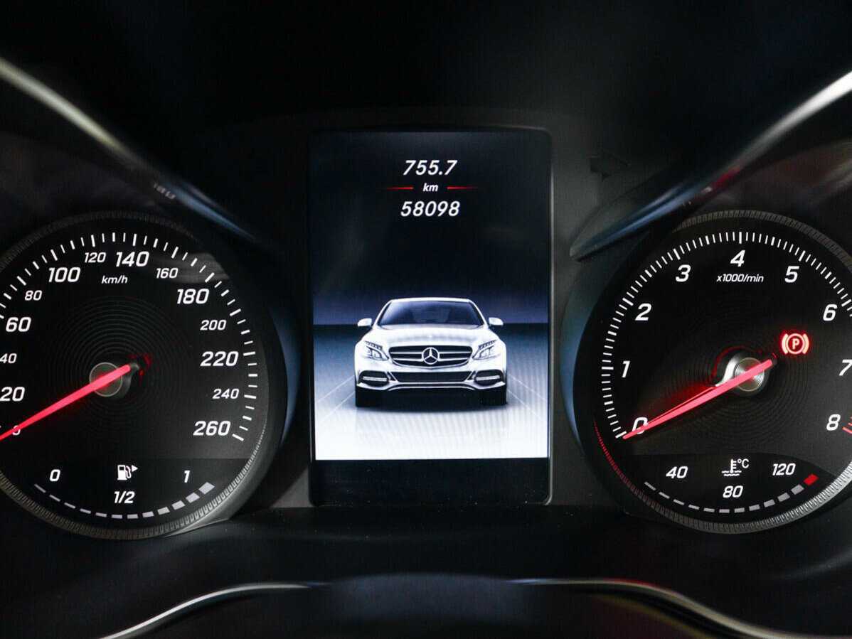 Mercedes-Benz C-Класс 2015 года с пробегом. Фото: #10