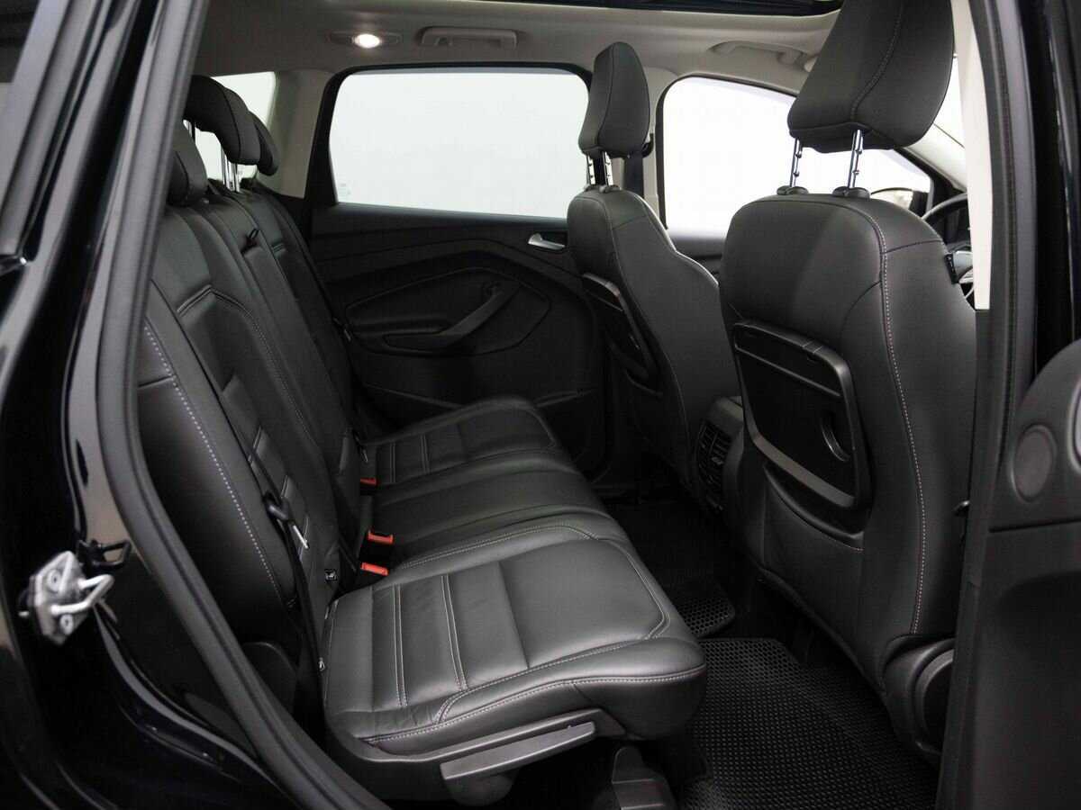 Б/У Форд Куга 2017 года. Фото: #9