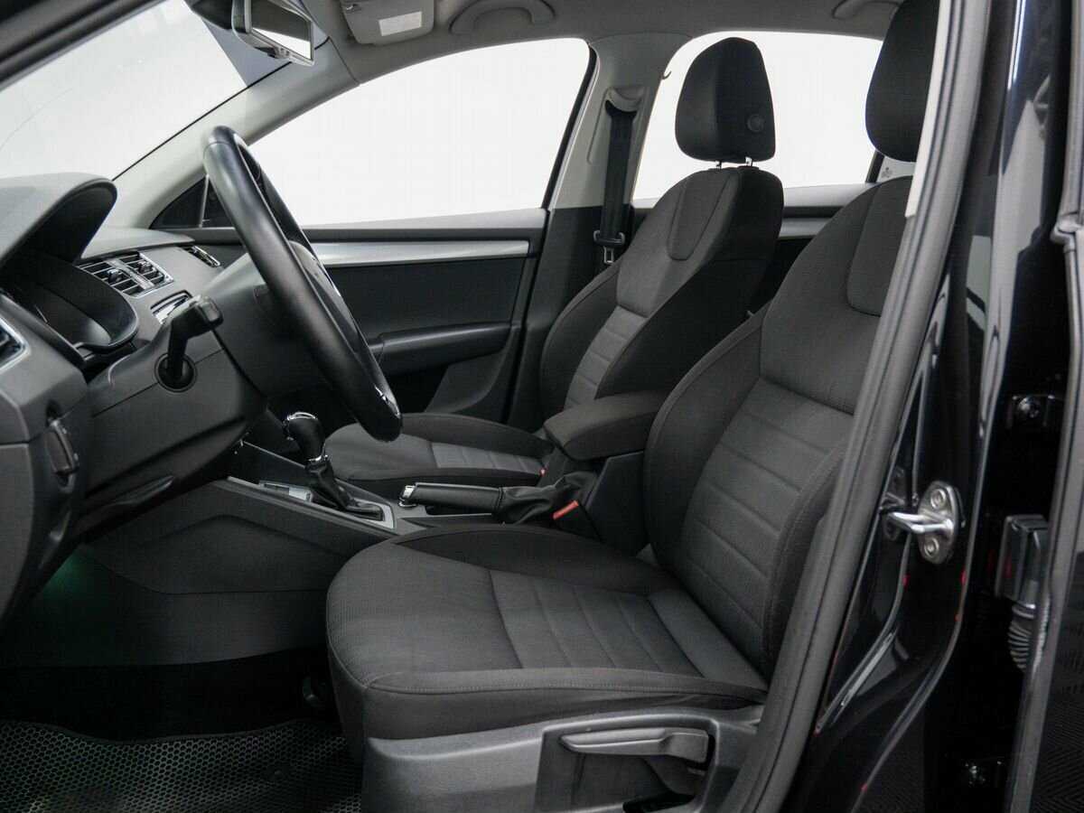 Б/У Шкода Октавия 2016 года. Фото: #13