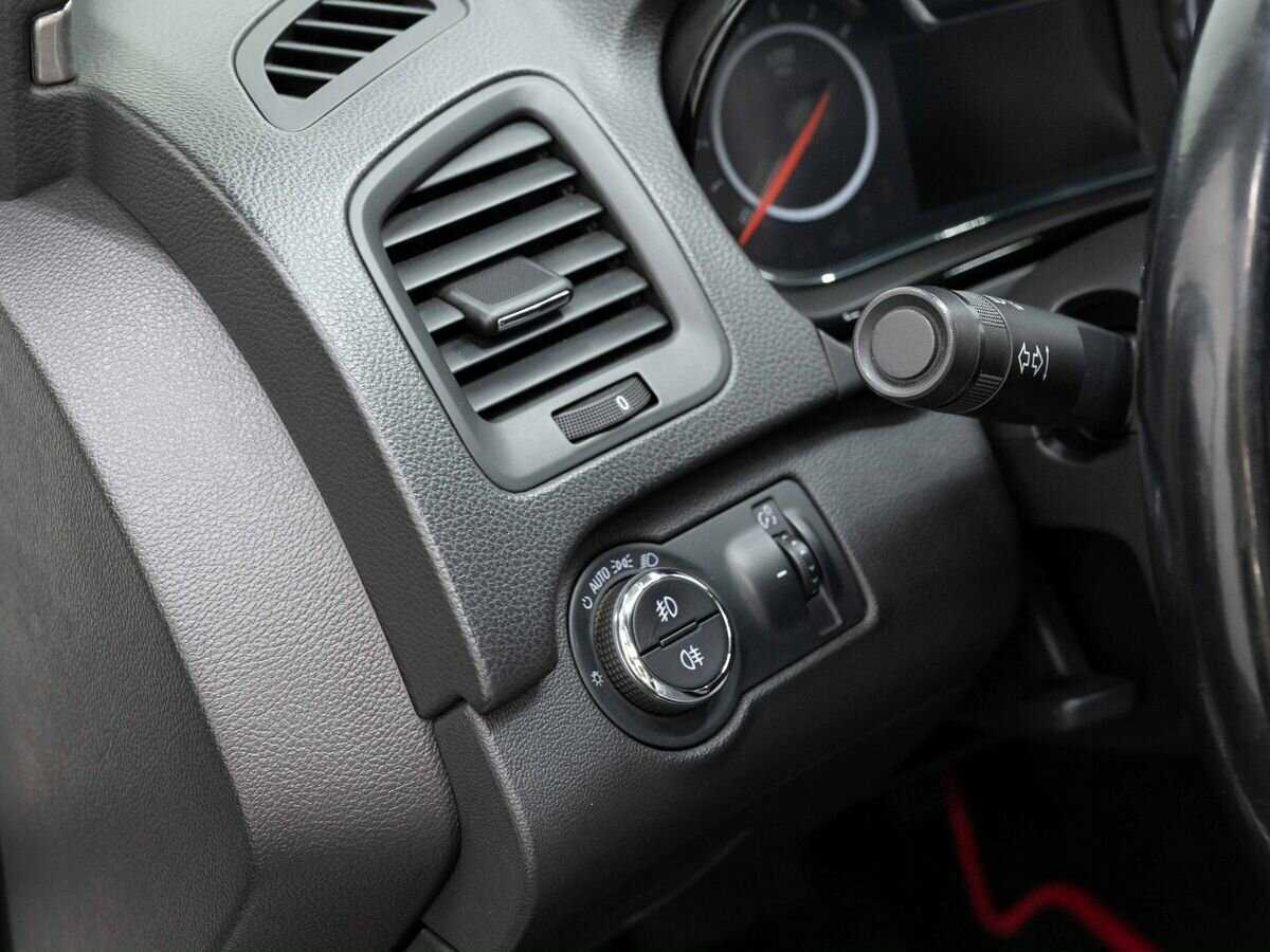 Б/У Опель Инсигния 2014 года. Фото: #18